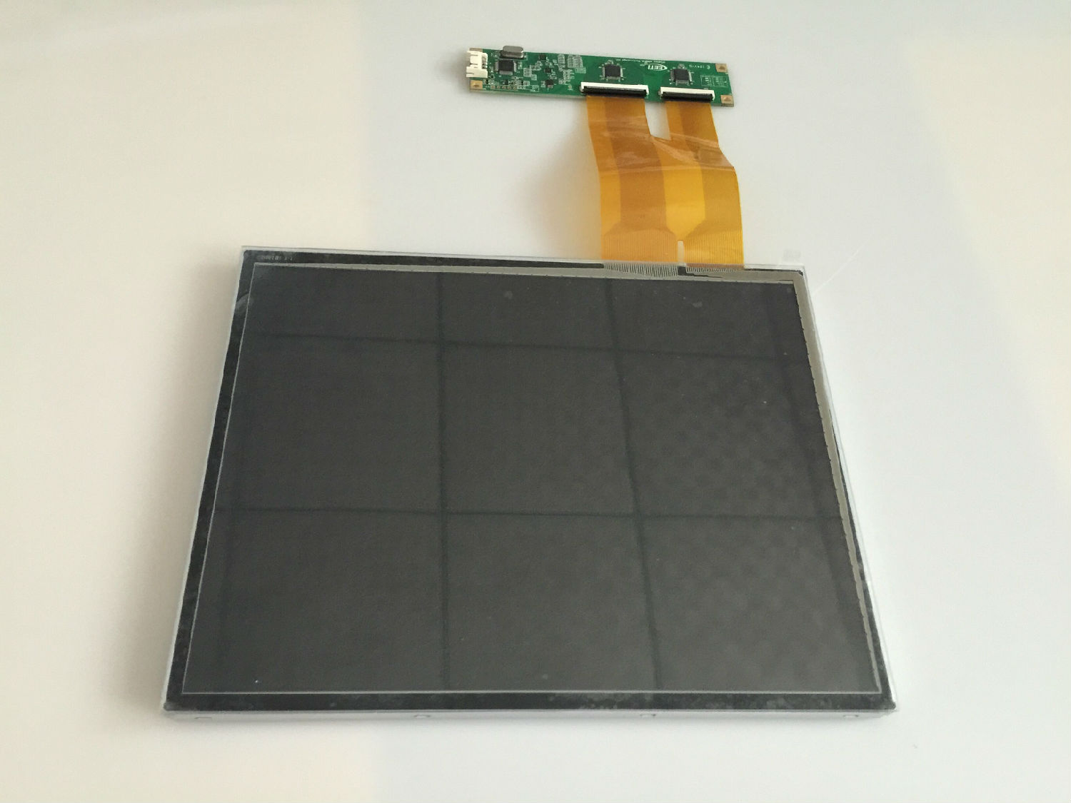 大尺寸触摸显现屏